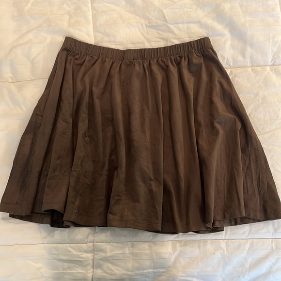 Brown Flowy Mimi Chica Skirt Size Small - Picture 2 of 3